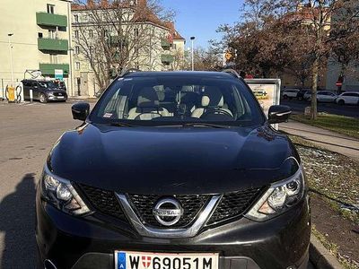Gebraucht 2014 Nissan Qashqai SUV | € 9.500 (Etwas zu teuer)