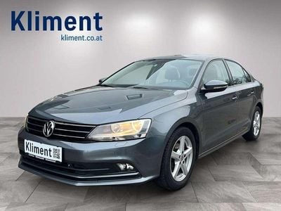 Grau Gebraucht 2015 VW Jetta Comfortline Limousine | € 12.790 (Fairer Preis)