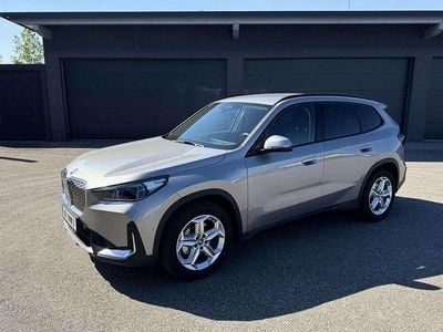 Silber Gebraucht 2025 BMW iX1 Shadowline SUV | € 46.480 (Superpreis)