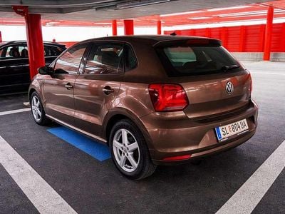 Gebraucht VW Polo LOUNGE 90 PS (66 kW) 2015 Braun Kleinwagen