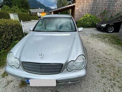 Mercedes C200