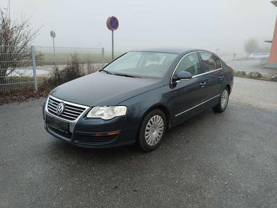 Blau Gebraucht 2008 VW Passat Limousine | € 2.550 (Fairer Preis)