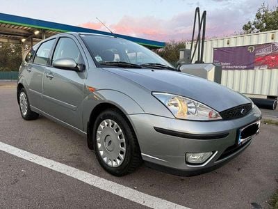 Gebraucht 2003 Ford Focus Ghia Limousine | € 3.400