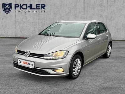 Gebraucht VW Golf VII 90 PS (66 kW) 2018 Silber  metallic