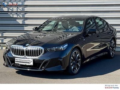 Schwarz Gebraucht 2024 BMW 550e Shadowline Limousine | € 68.430