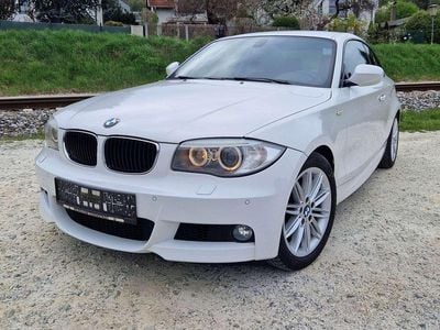 Weiß Gebraucht 2011 BMW 120 Cabriolet M Sport Cabrio | € 11.400