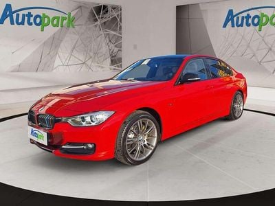Rot Gebraucht 2013 BMW 318 Sport Line Limousine | € 12.490 (Superpreis)