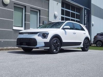 Weiß Neu 2025 Kia e-Niro SUV | € 32.990 (Fairer Preis)