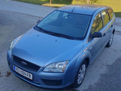 gebraucht Ford Focus FocusTraveller Trend 1,6 TDCi Trend