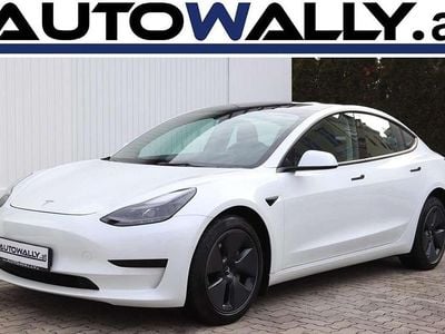 Weiß Gebraucht 2023 Tesla Model 3 Standard Range Limousine | € 29.890 (Fairer Preis)