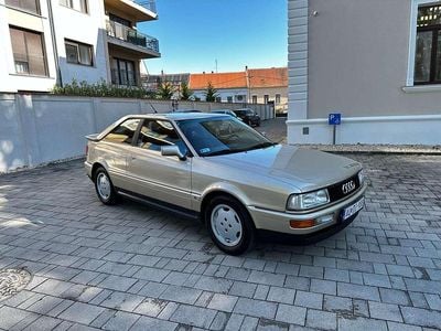 Beige Gebraucht 1990 Audi Coupé Coupé | € 10.300
