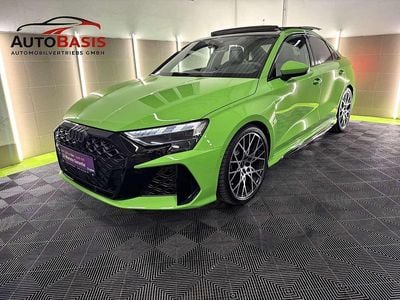 Grün Gebraucht 2025 Audi RS3 Design Limousine | € 76.990 (Etwas zu teuer)