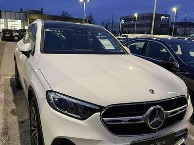 Gebraucht Mercedes GLC220 197 PS (144 kW) 2023 Weiß SUV