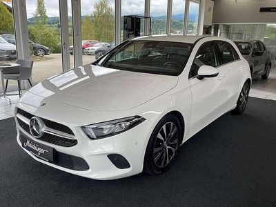 Gebraucht Mercedes A180 116 PS (85 kW) 2022 Weiß Limousine