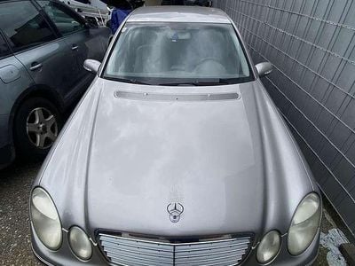 Gebraucht Mercedes E220 Elegance 150 PS (110 kW) 2002 Limousine