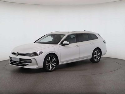 Gebraucht VW Passat Business 204 PS (150 kW) 2025 Weiss  normal Kombi