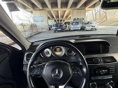 Gebraucht Mercedes C220 Avantgarde 170 PS (125 kW) 2011 Limousine