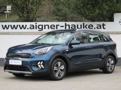 gebraucht Kia Niro 16 GDI GPF Hybrid Silber DCT Aut.