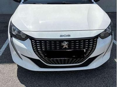 Weiß Gebraucht 2021 Peugeot 208 Style Kleinwagen | € 9.990