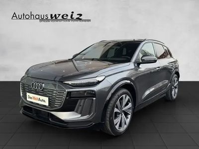 Mittelgrau metallicperleffekt Gebraucht 2025 Audi Q6 e-tron Ambiente SUV | € 79.900 (Fairer Preis)