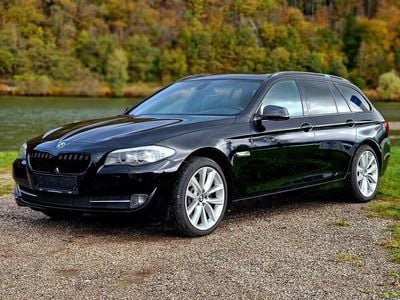 Gebraucht 2011 BMW 530 Shadowline Kombi | € 15.499 (Fairer Preis)