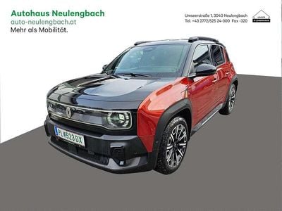 Neu Renault R4 Iconic 150 PS (110 kW) 2025 Braun Limousine