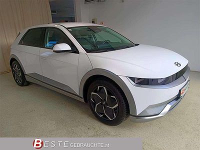 Weiß Gebraucht 2024 Hyundai Ioniq Kleinwagen | € 36.990