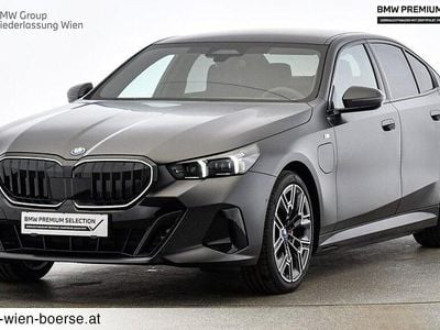 Bmw ind. frozen deep grey Gebraucht 2025 BMW 530e Efficient Dynamics | € 66.992