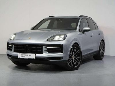Gebraucht Porsche Cayenne 305 PS (224 kW) 2024 Silber SUV
