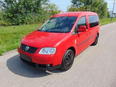 Rot Gebraucht 2009 VW Caddy Van / Kleinbus | € 11.900