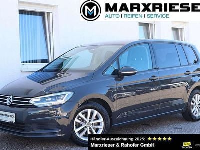 Gebraucht VW Touran Trendline 116 PS (85 kW) 2018 Grau Van / Kleinbus