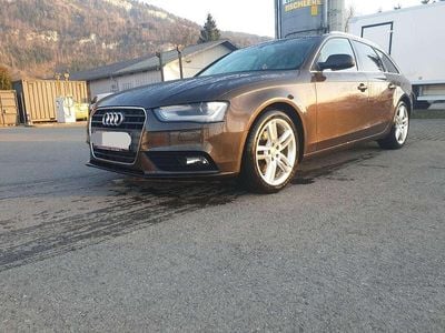 Braun Gebraucht 2013 Audi A4 Kombi | € 10.450 (Guter Preis)