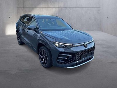 Grau Neu 2025 VW Tayron Sport SUV | € 54.990 (Etwas zu teuer)