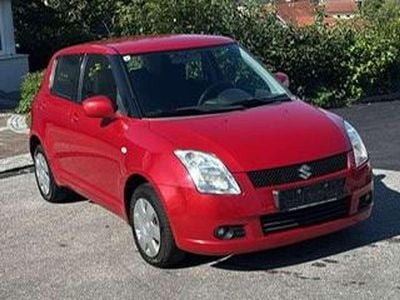 Rot Gebraucht 2007 Suzuki Swift GL Kleinwagen | € 3.990 (Fairer Preis)