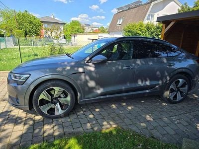 Grau Gebraucht 2020 Audi e-tron S-Line SUV | € 37.000 (Fairer Preis)