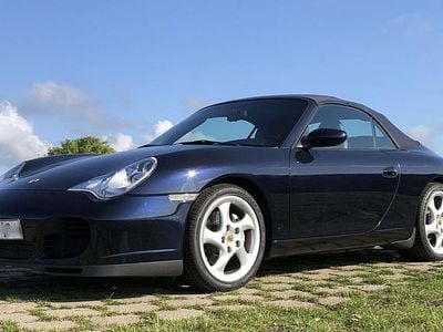 Blau Gebraucht 2002 Porsche 911 Carrera 4 Cabriolet Cabrio | € 44.900