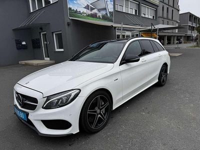 Weiß Gebraucht 2015 Mercedes C450 AMG AMG Kombi | € 22.990