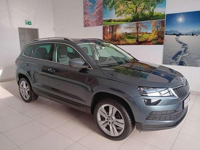Dunkelgrau metallic Gebraucht 2020 Skoda Karoq Style SUV | € 15.600 (Guter Preis)