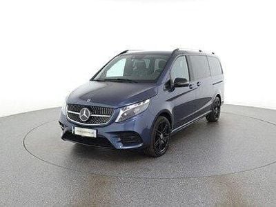 Sodalithblau met. Gebraucht 2023 Mercedes V220 Avantgarde Van / Kleinbus | € 95.988