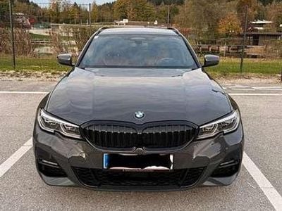Gebraucht 2019 BMW 330 Shadowline Kombi | € 42.990 (Fairer Preis)