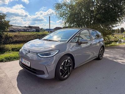 Mittelgrau normal Neu 2025 VW ID.3 Pro Kleinwagen | € 41.490 (Etwas zu teuer)