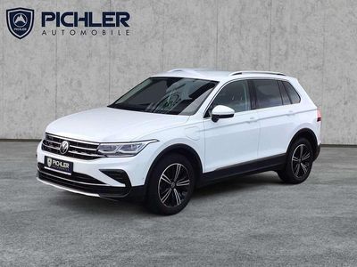 Weiss normal Gebraucht 2021 VW Tiguan Elegance SUV | € 31.500 (Teuer)