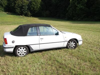 Weiß Gebraucht 1991 Opel Kadett Cabrio | € 7.800
