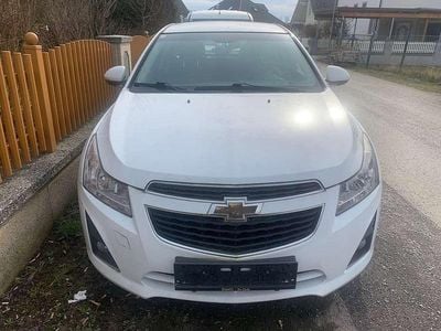 Gebraucht Chevrolet Cruze LT 124 PS (91 kW) 2012 Weiß Limousine