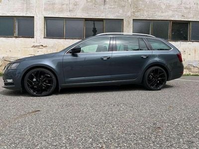 Gebraucht Skoda Octavia Style 150 PS (110 kW) 2020 Grau Kombi