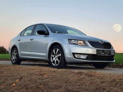 gebraucht Skoda Octavia 16 Elegance TDI Green tec 4x4