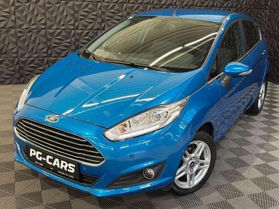 Blau Gebraucht 2015 Ford Fiesta Titanium Kleinwagen | € 5.990 (Fairer Preis)