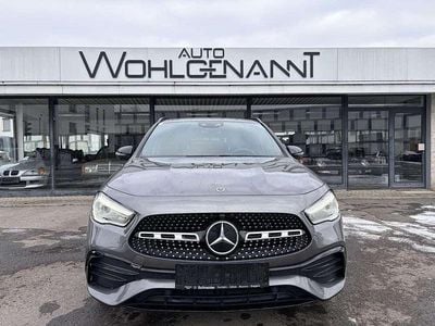Grau Gebraucht 2020 Mercedes GLA200 AMG line SUV | € 32.990 (Fairer Preis)