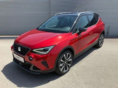 Mittelrot metallic Gebraucht 2024 Seat Arona FR SUV | € 27.900