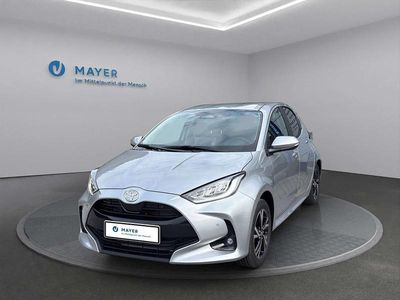 Silber Gebraucht 2025 Toyota Yaris Hybrid Active Limousine | € 23.990 (Fairer Preis)
